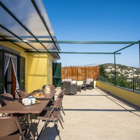 Magdalene'S House - Sea View Terrace Apartment Маса Лубрензе Екстериор снимка