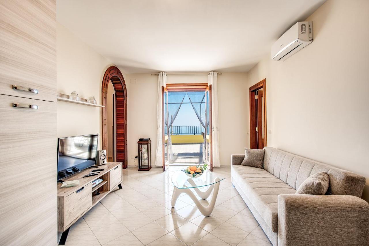 Magdalene'S House - Sea View Terrace Apartment Маса Лубрензе Екстериор снимка
