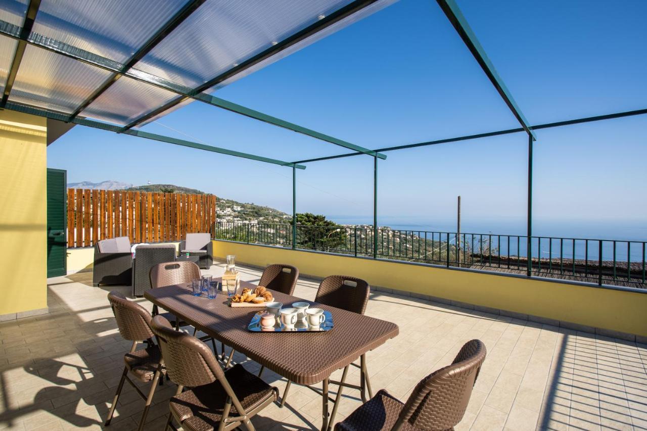Magdalene'S House - Sea View Terrace Apartment Маса Лубрензе Екстериор снимка