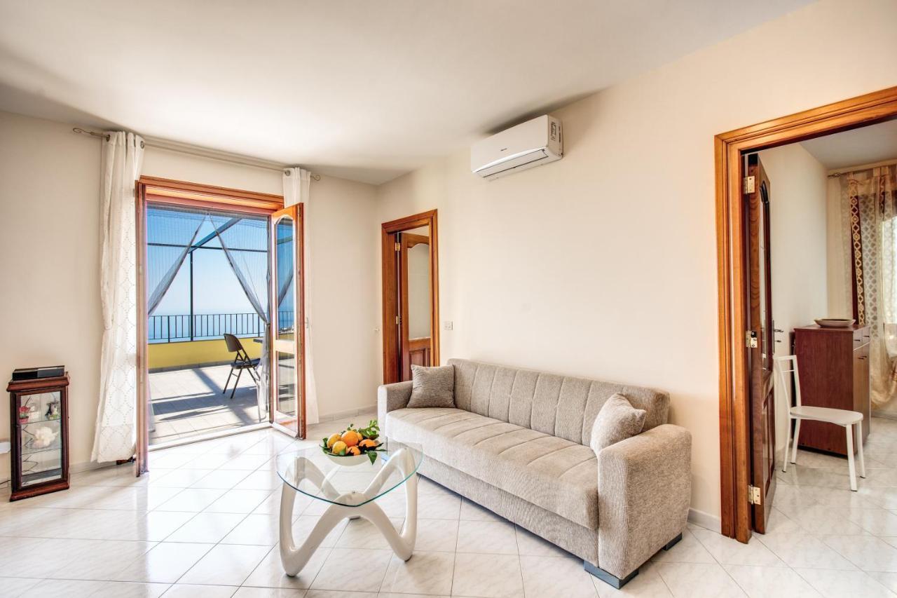 Magdalene'S House - Sea View Terrace Apartment Маса Лубрензе Екстериор снимка